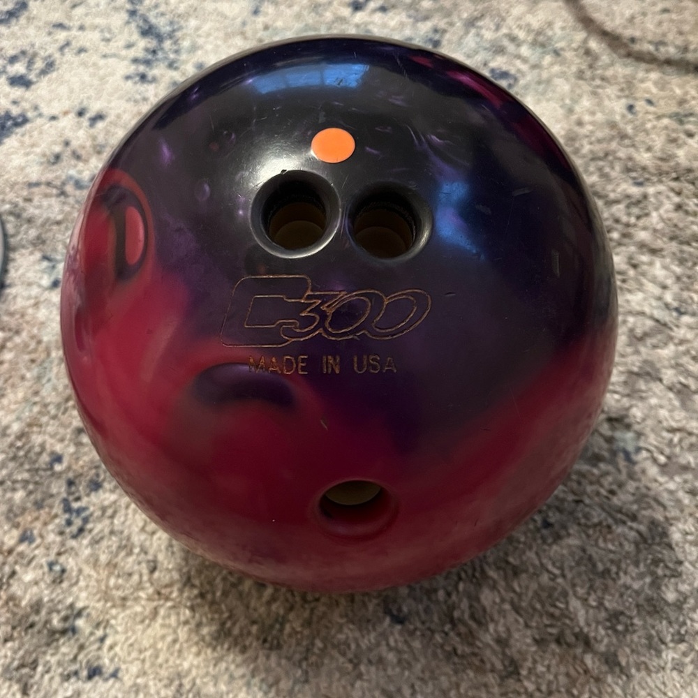 Columbia 300 bowling ball 11 lb, size 7 bowling shoes, Ebonite bowling bag